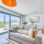 Hanami South Bay Sb3 Apartment